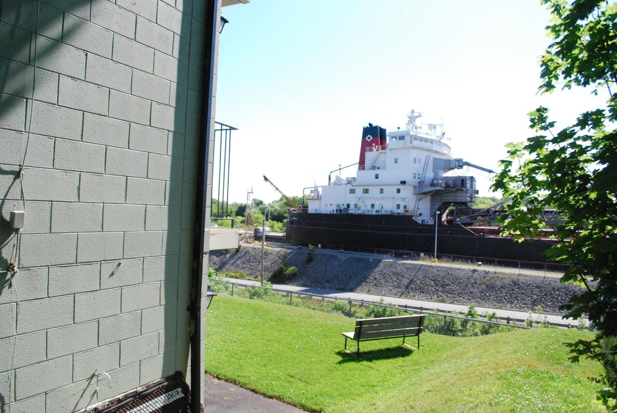 The Inn At Lock Seven Thorold Exterior foto