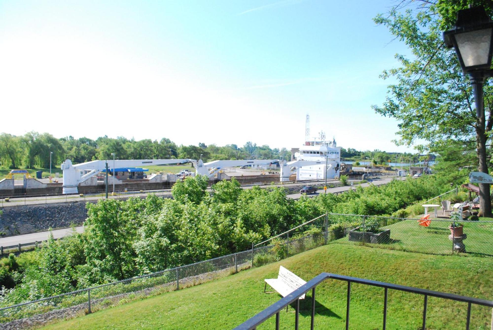 The Inn At Lock Seven Thorold Exterior foto